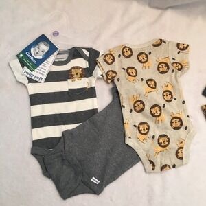 Gerber Bodysuit Set Kids PREEMIE Grey White New Lion Safari 3 Pack NWT